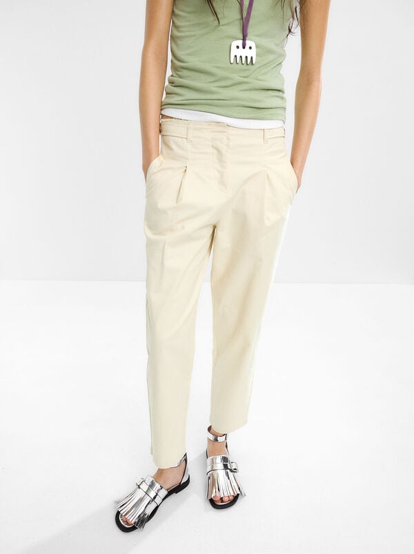 100% cotton pleated pants