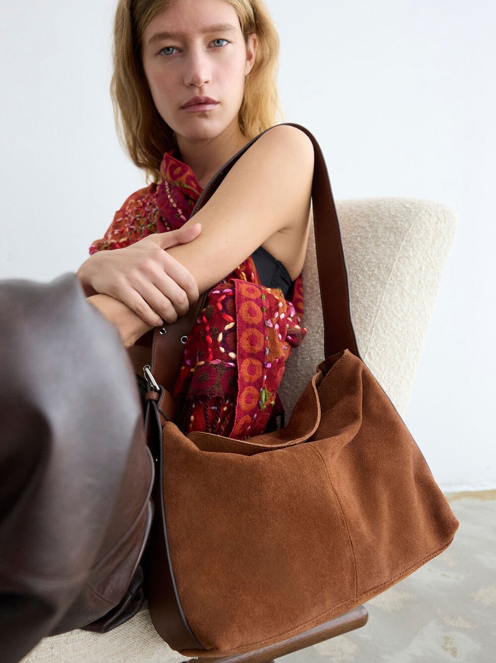 Sac à épaule en cuir suédé M