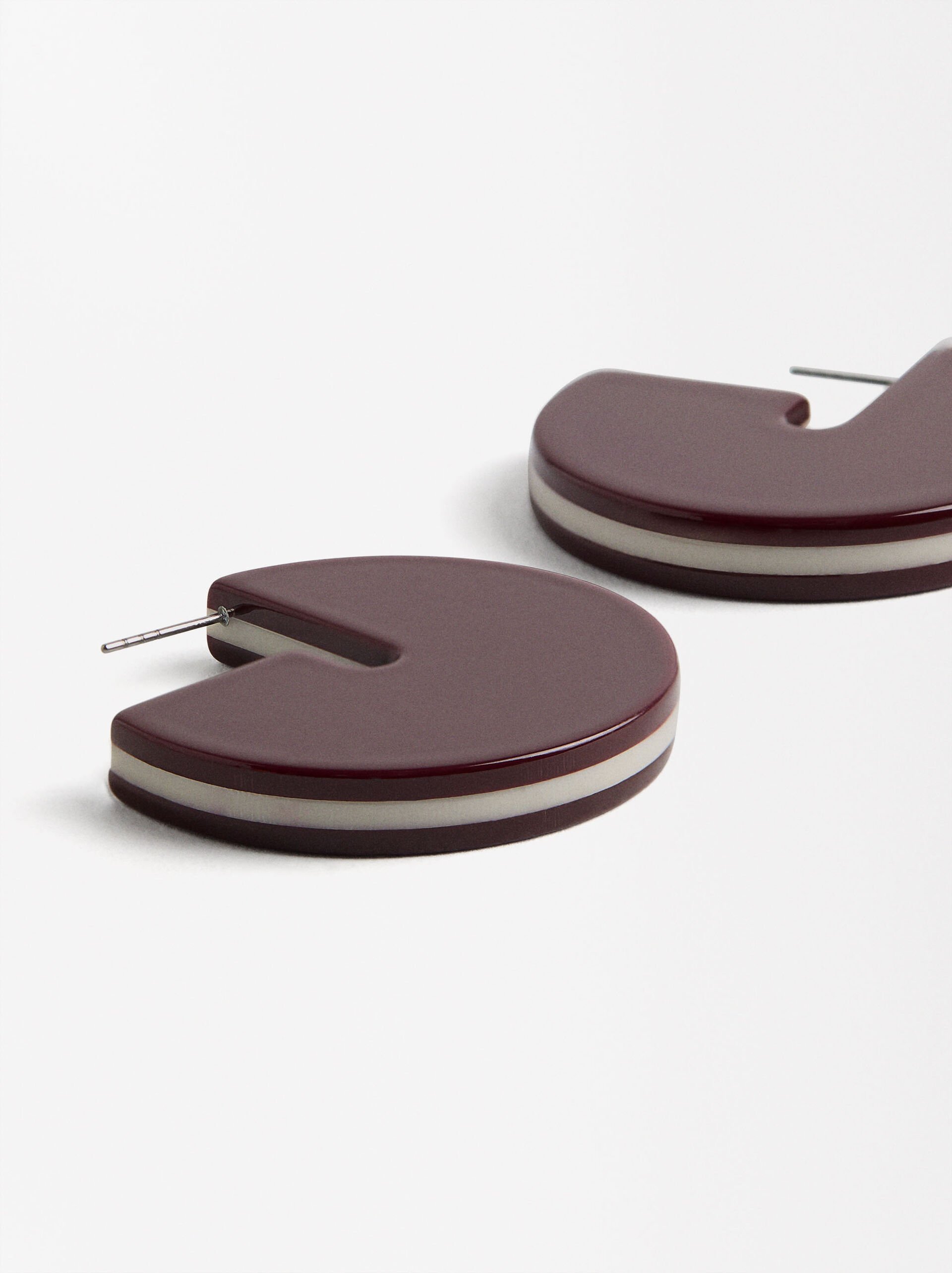 Bicolor round earrings image number 2.0
