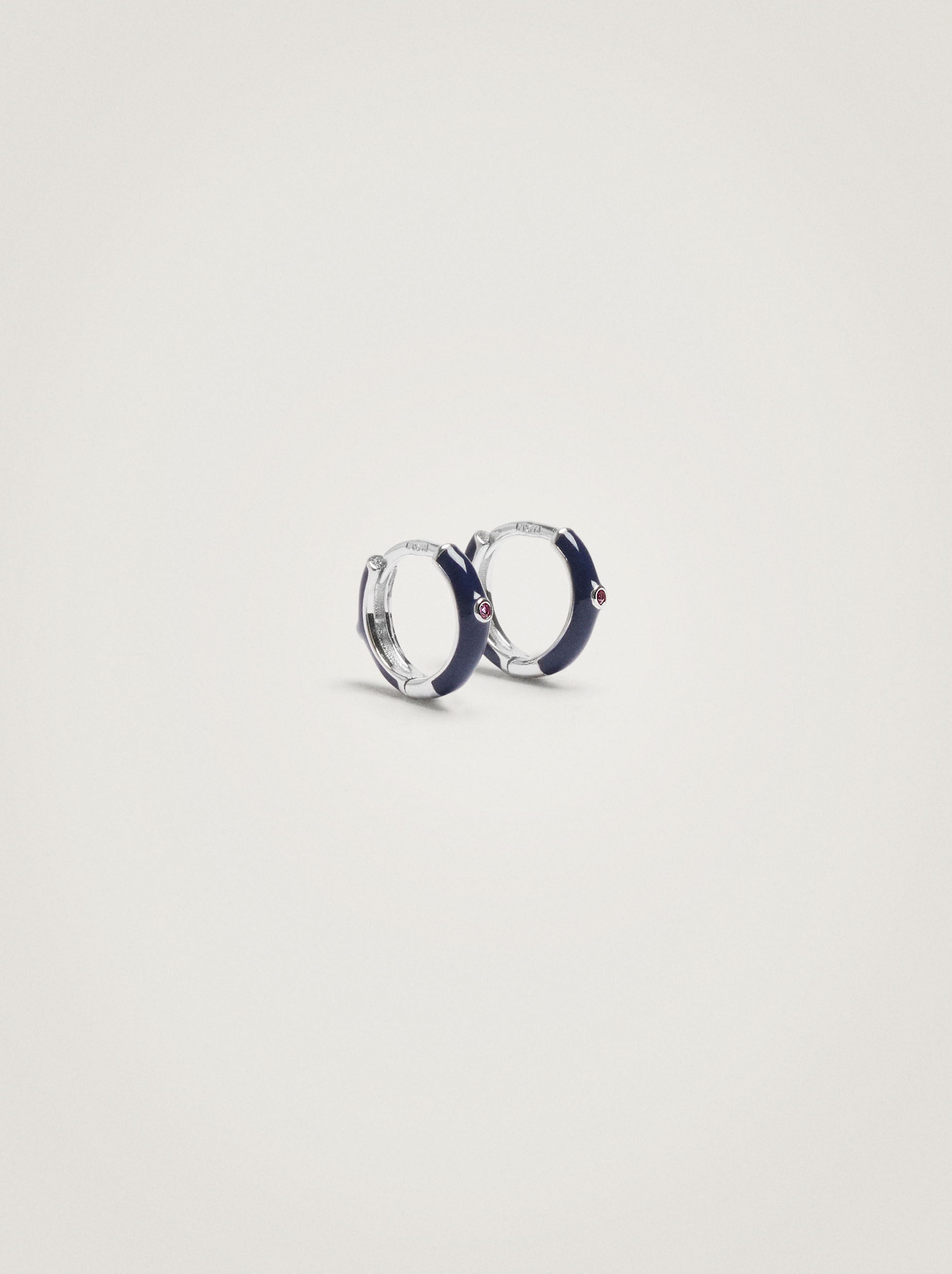 Aros Cortos De Plata 925 Con Circonitas - Azul Marino - Mujer - Pendientes  - parfois.com