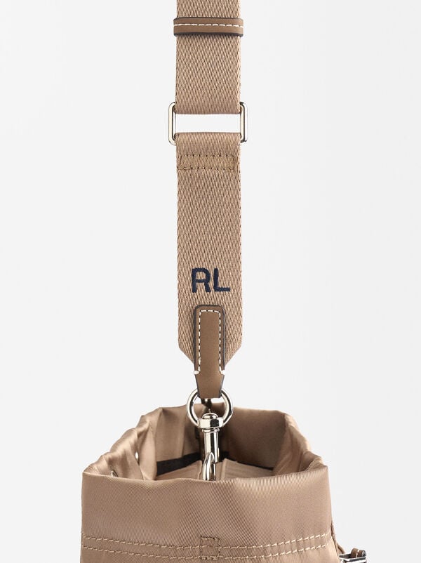 Nylon tote bag 
