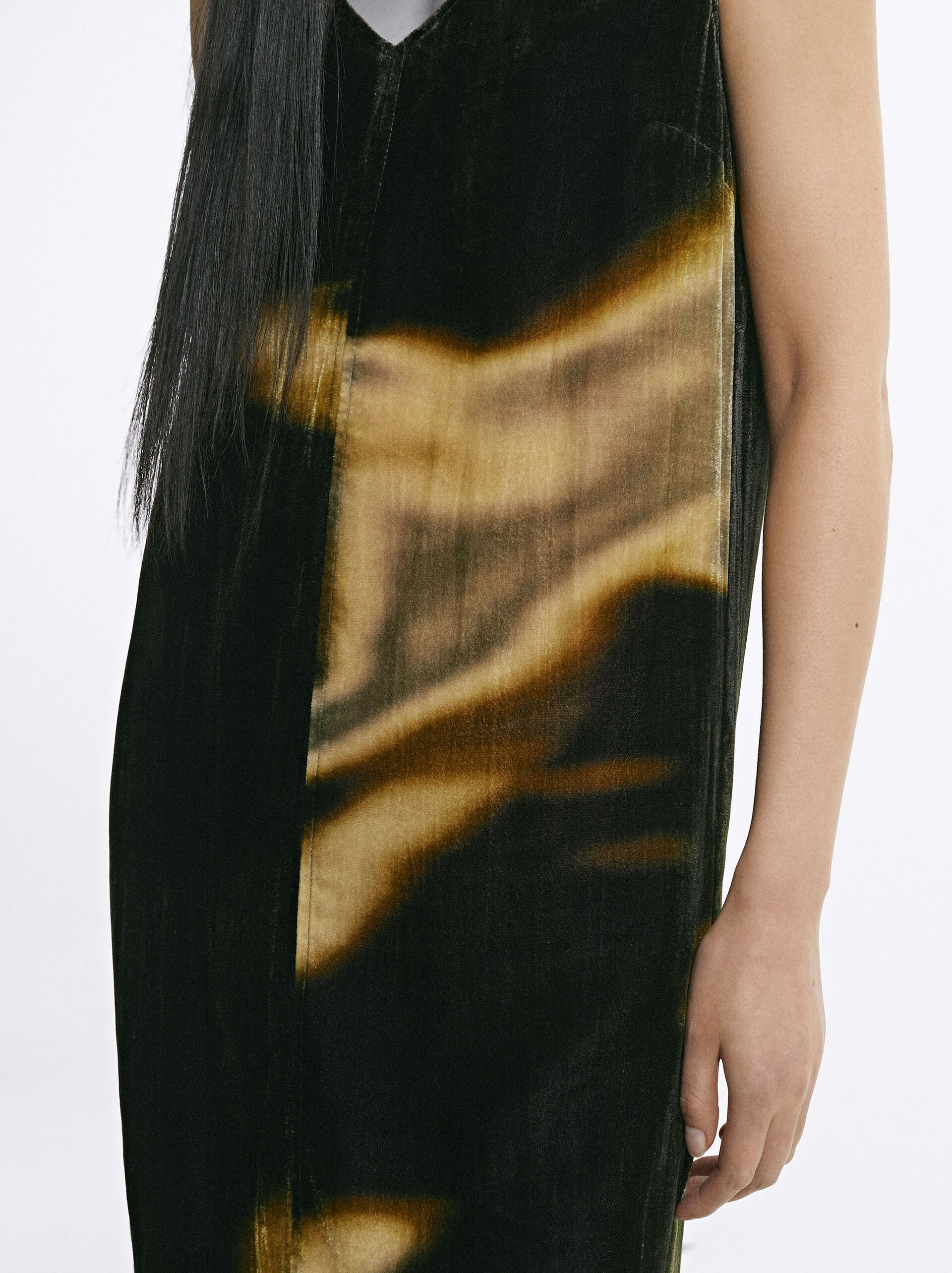 Printed Velvet Dress image number 4.0