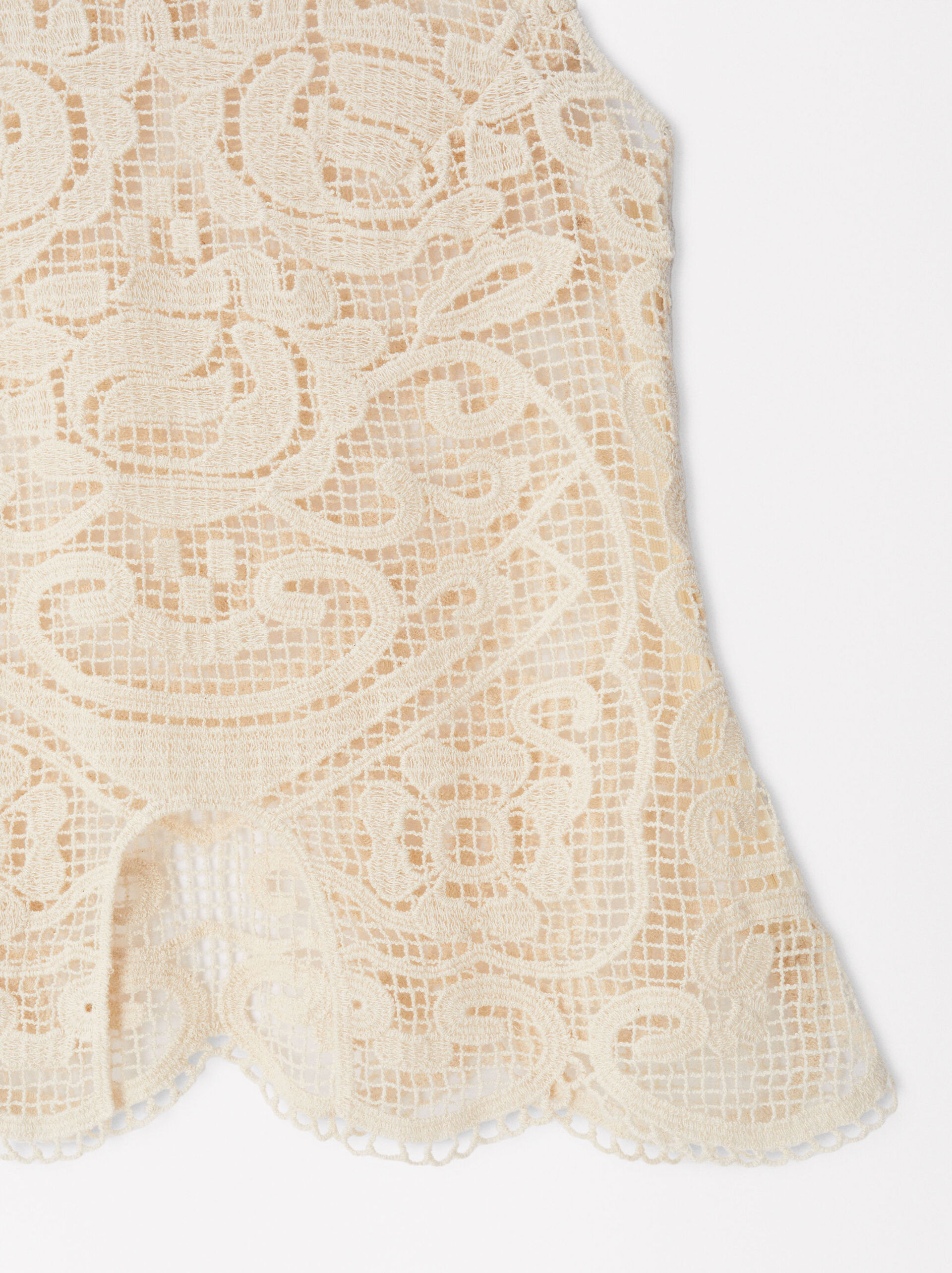 Online Exclusive - Lace Top image number 6.0