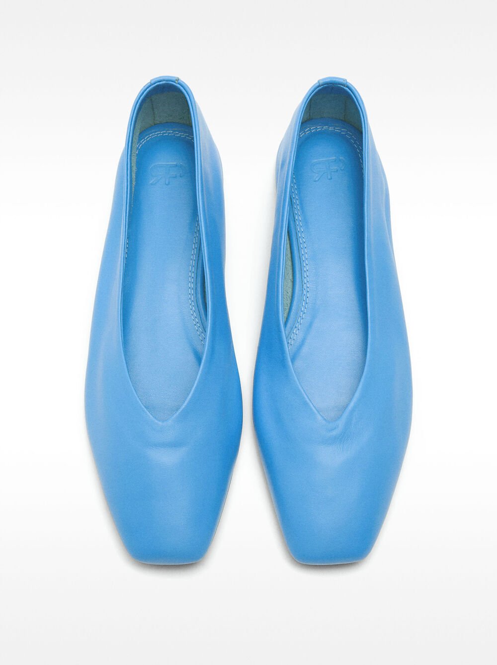 Plain leather ballet flats