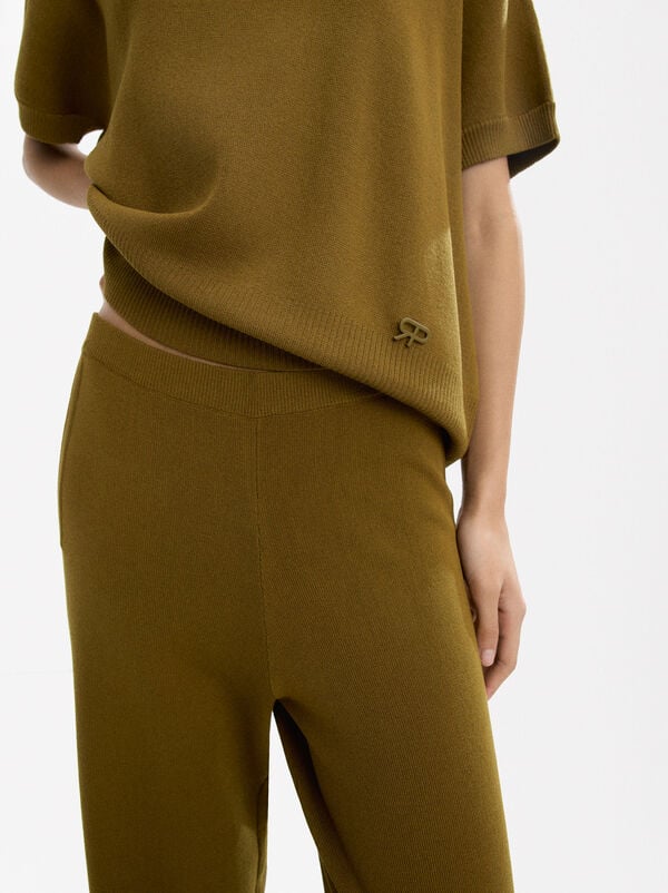 Knitted trousers with elastic waistband