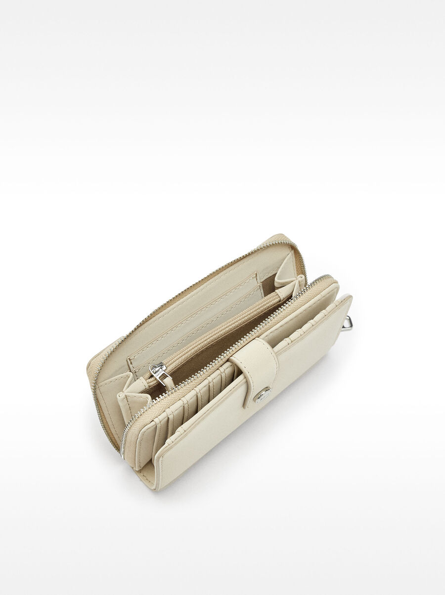 Wallet with soft texture