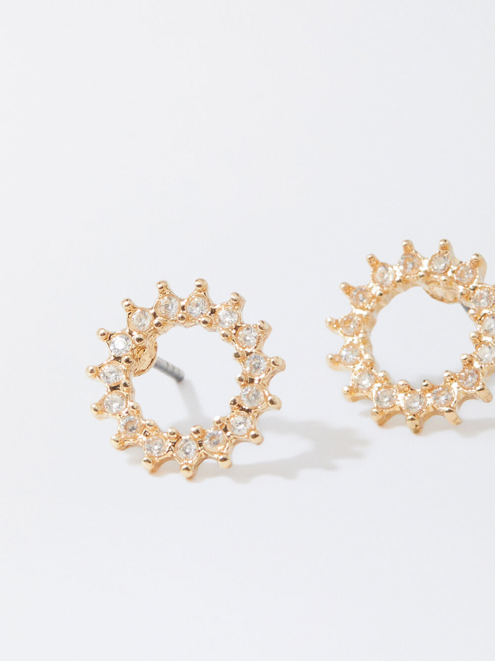 Boucles d'oreilles dorées avec zircone