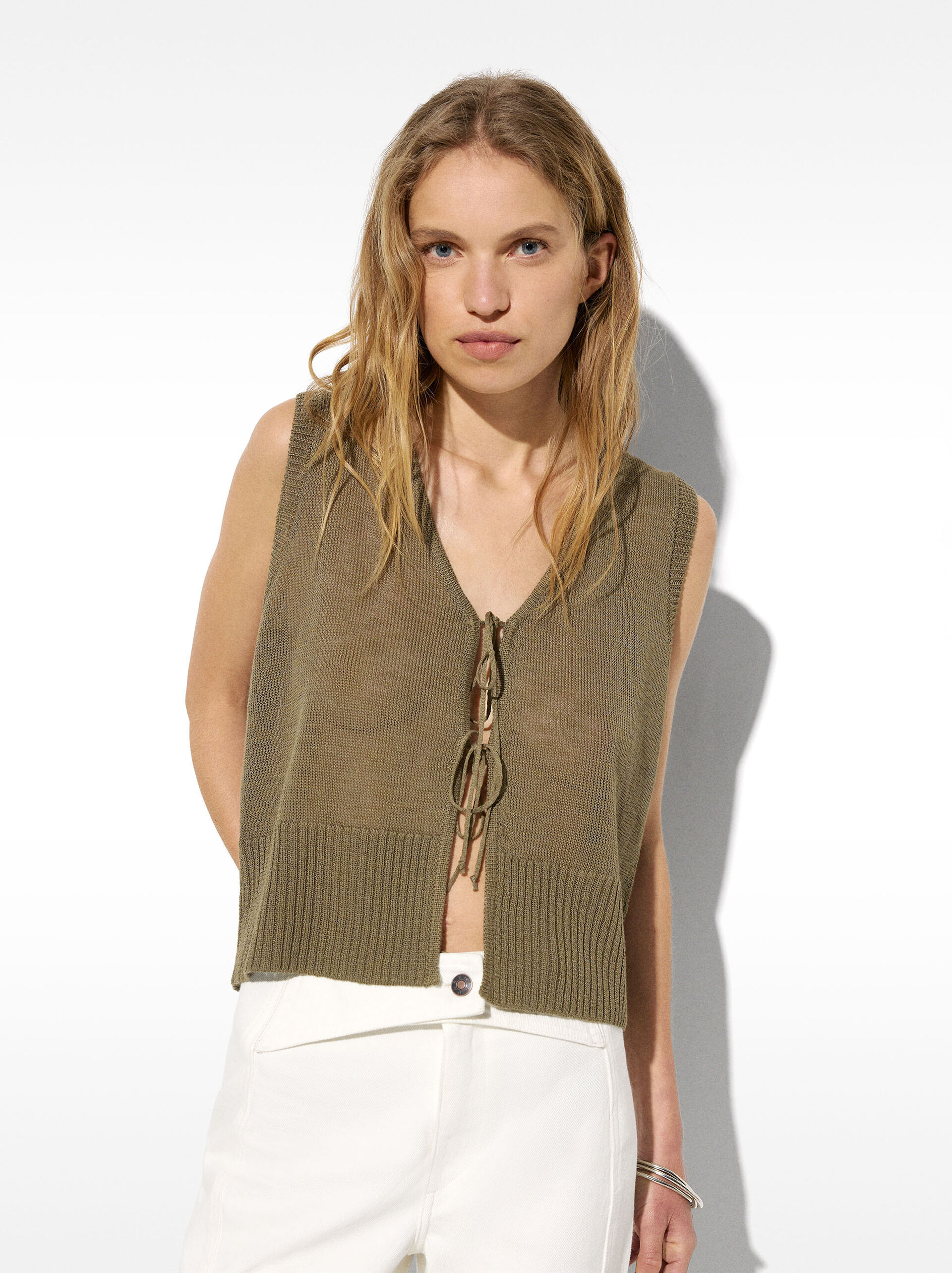 Knit vest image number 1.0