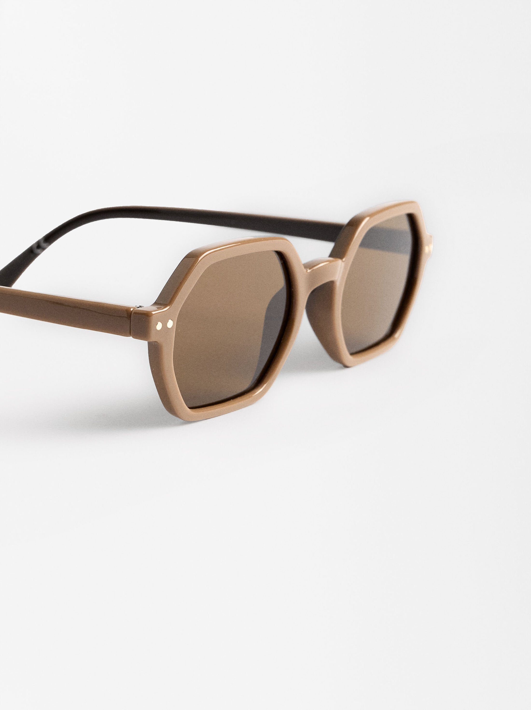 Gafas de sol hexagonales image number 2.0