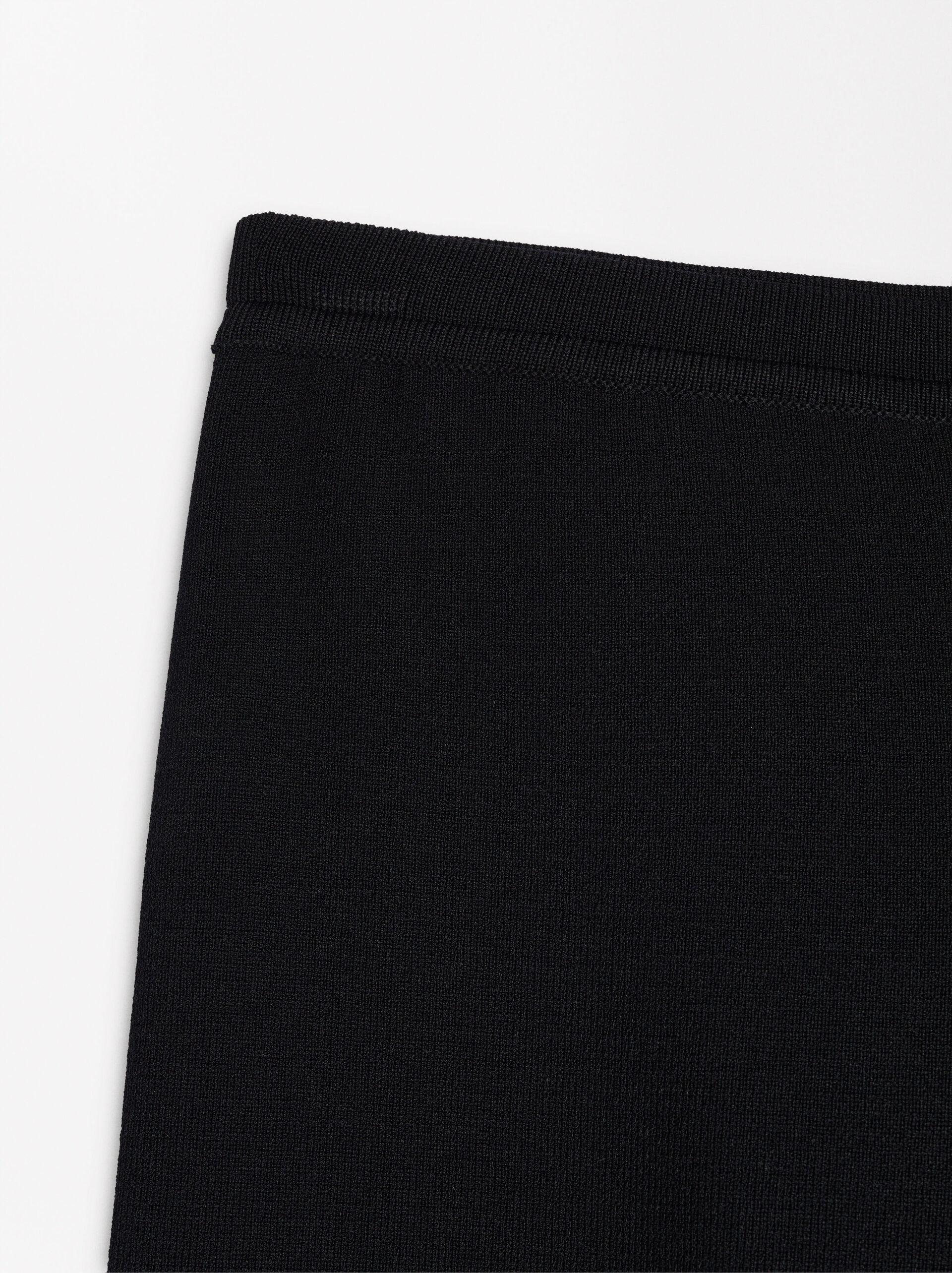 Pantaloni in maglia con elastico in vita image number 6.0