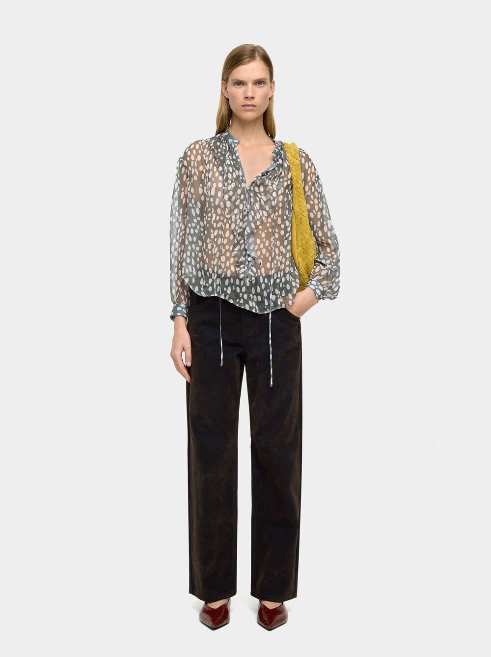Blusa estampada semitransparente