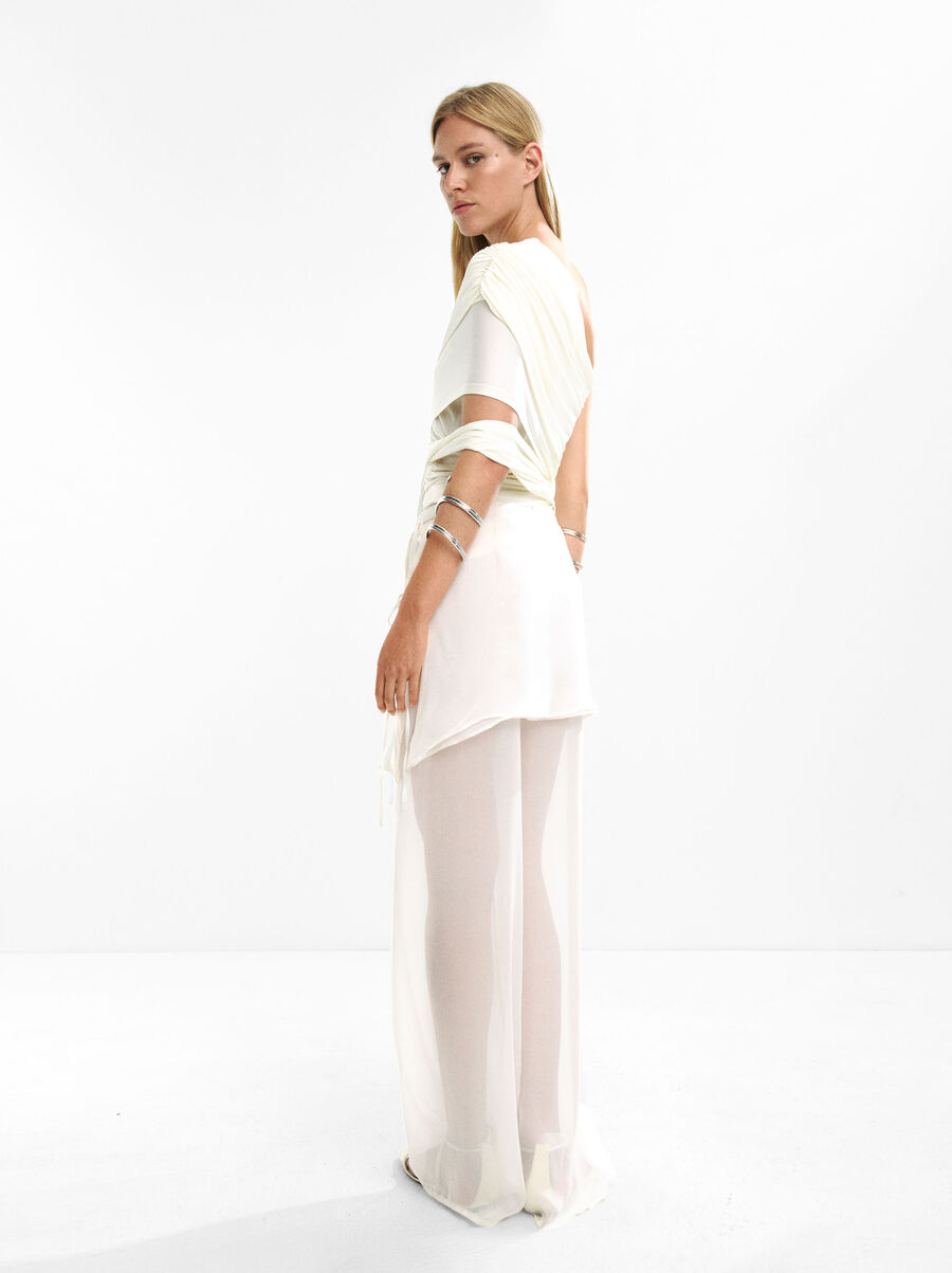 Draped asymmetrical top