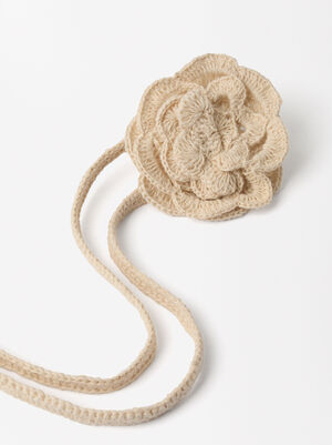 Crochet Flower Choker 