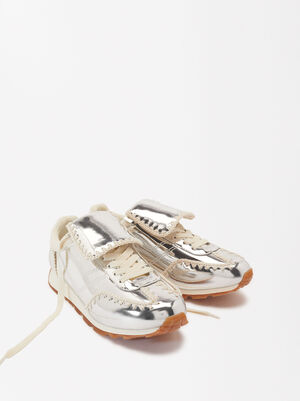 Online Exclusive - Metallized Sports Shoes image number 2.0