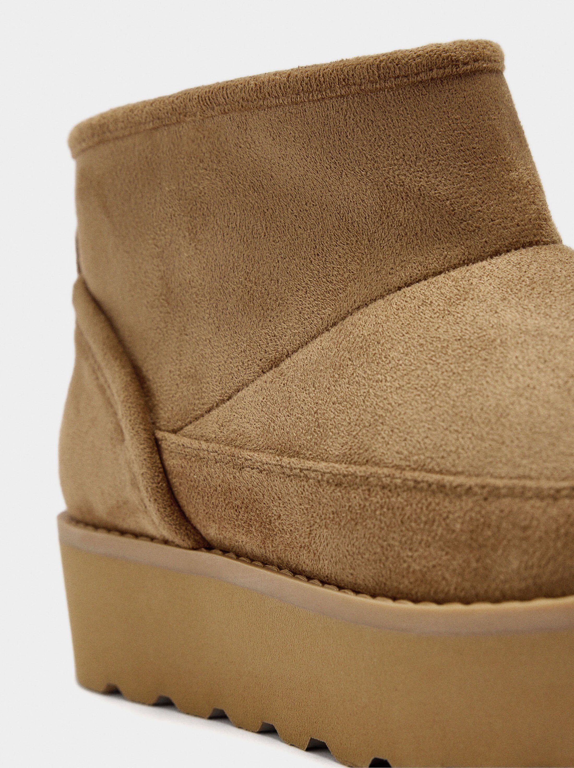 Leather-effect ankle boots with lining image number 4.0