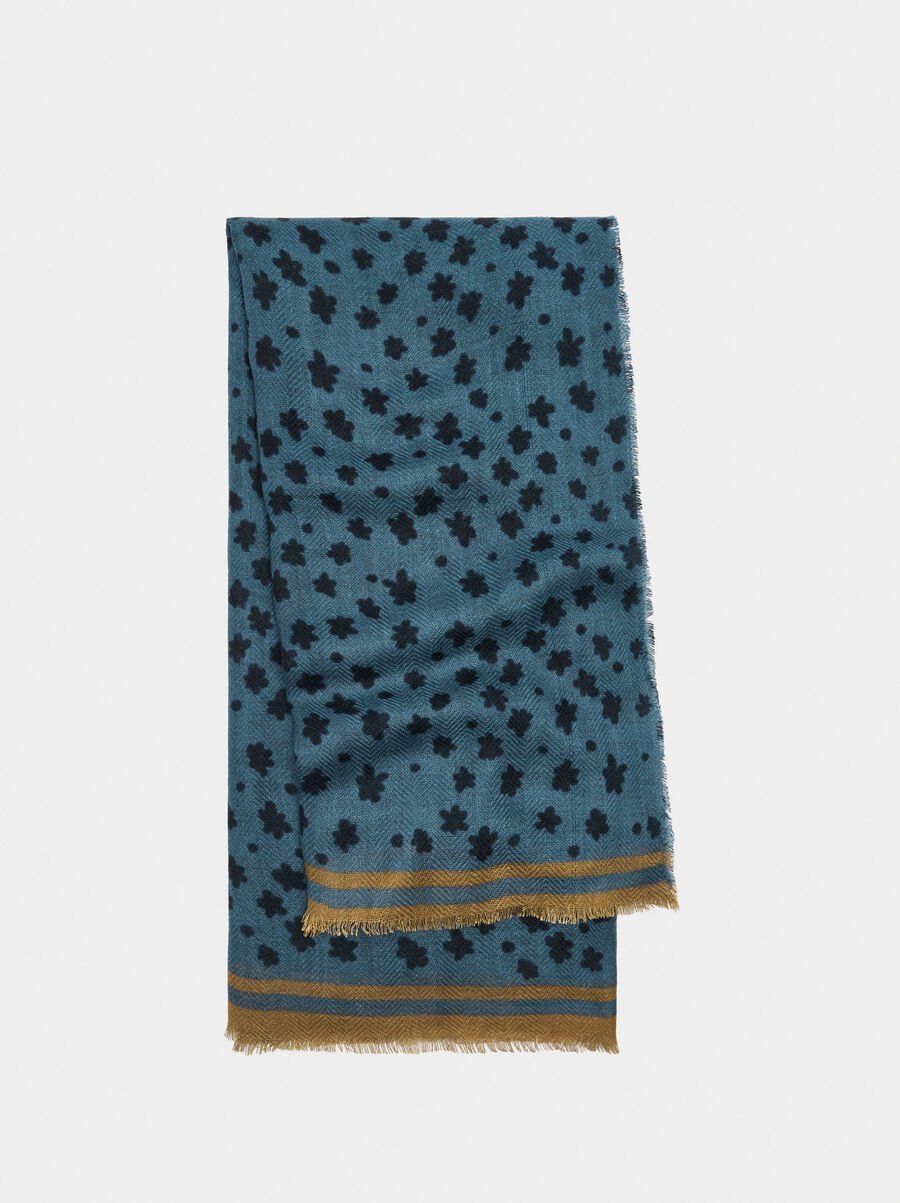 Scarf printed with wool