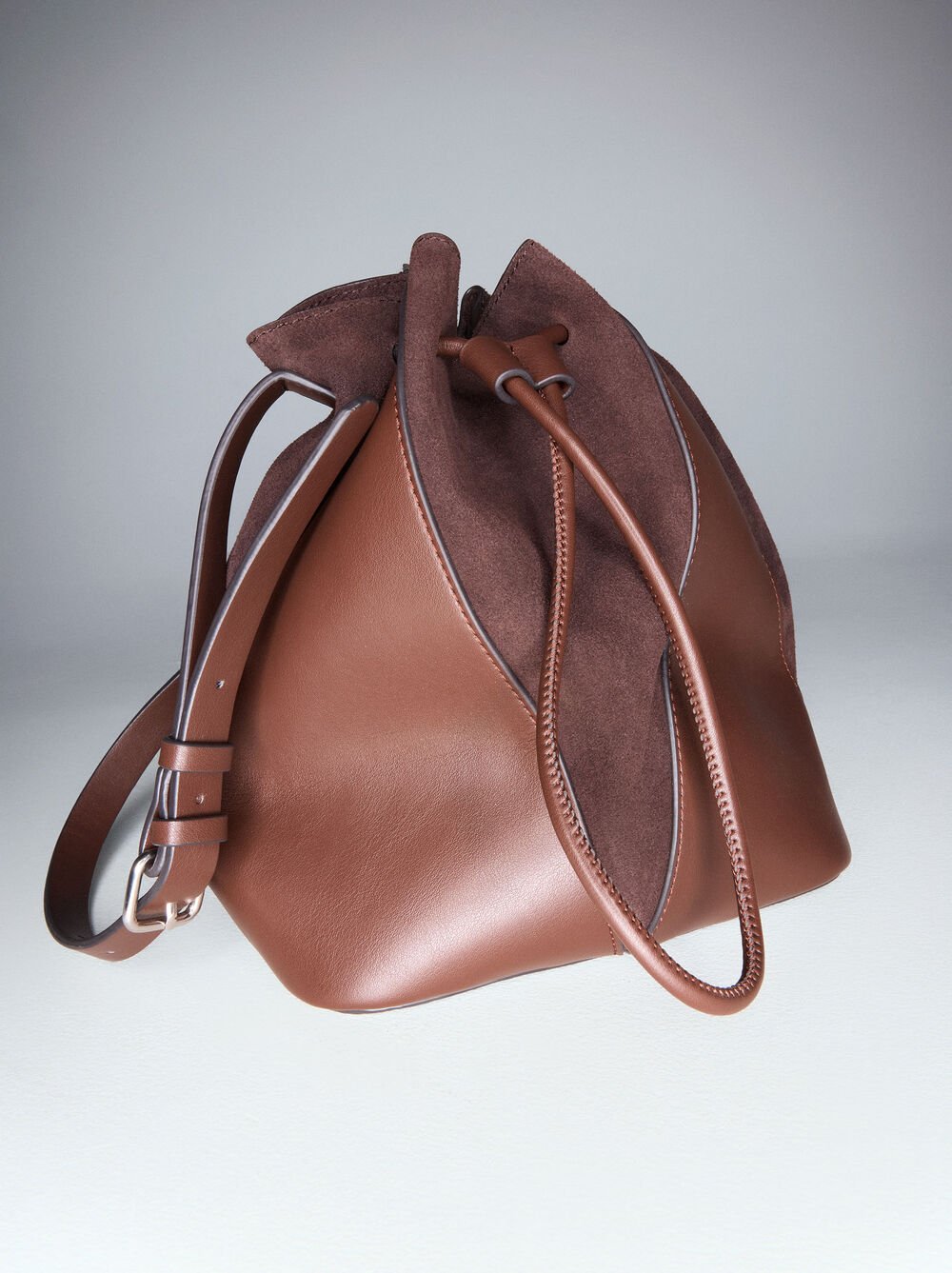 Bolso bombonera de piel M
