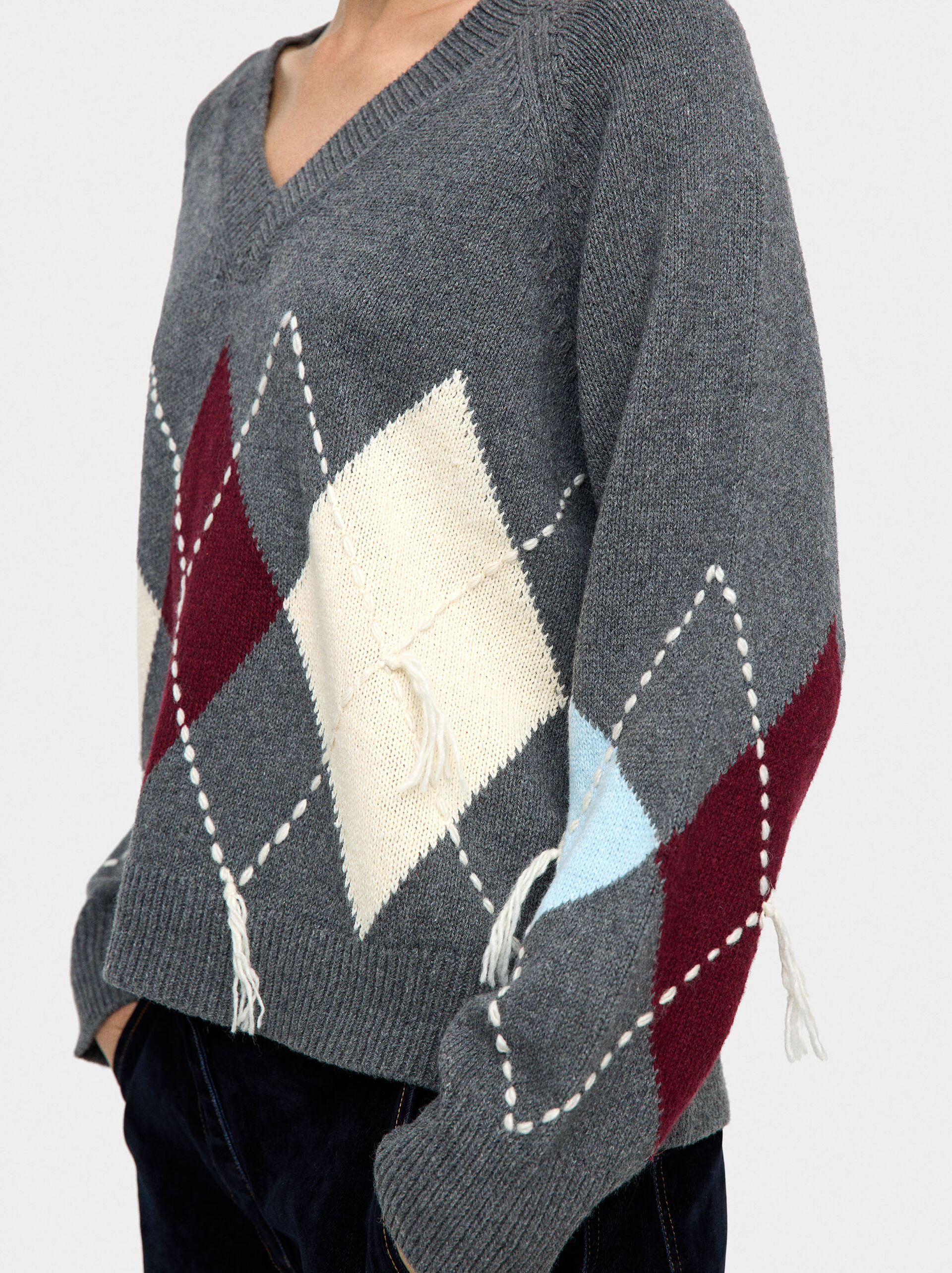 Knit sweater with diamonds and embroidery image number 2.0