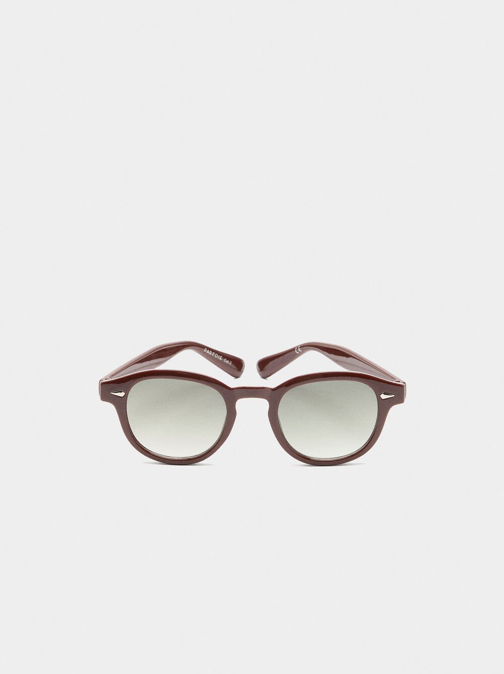 Round sunglasses 