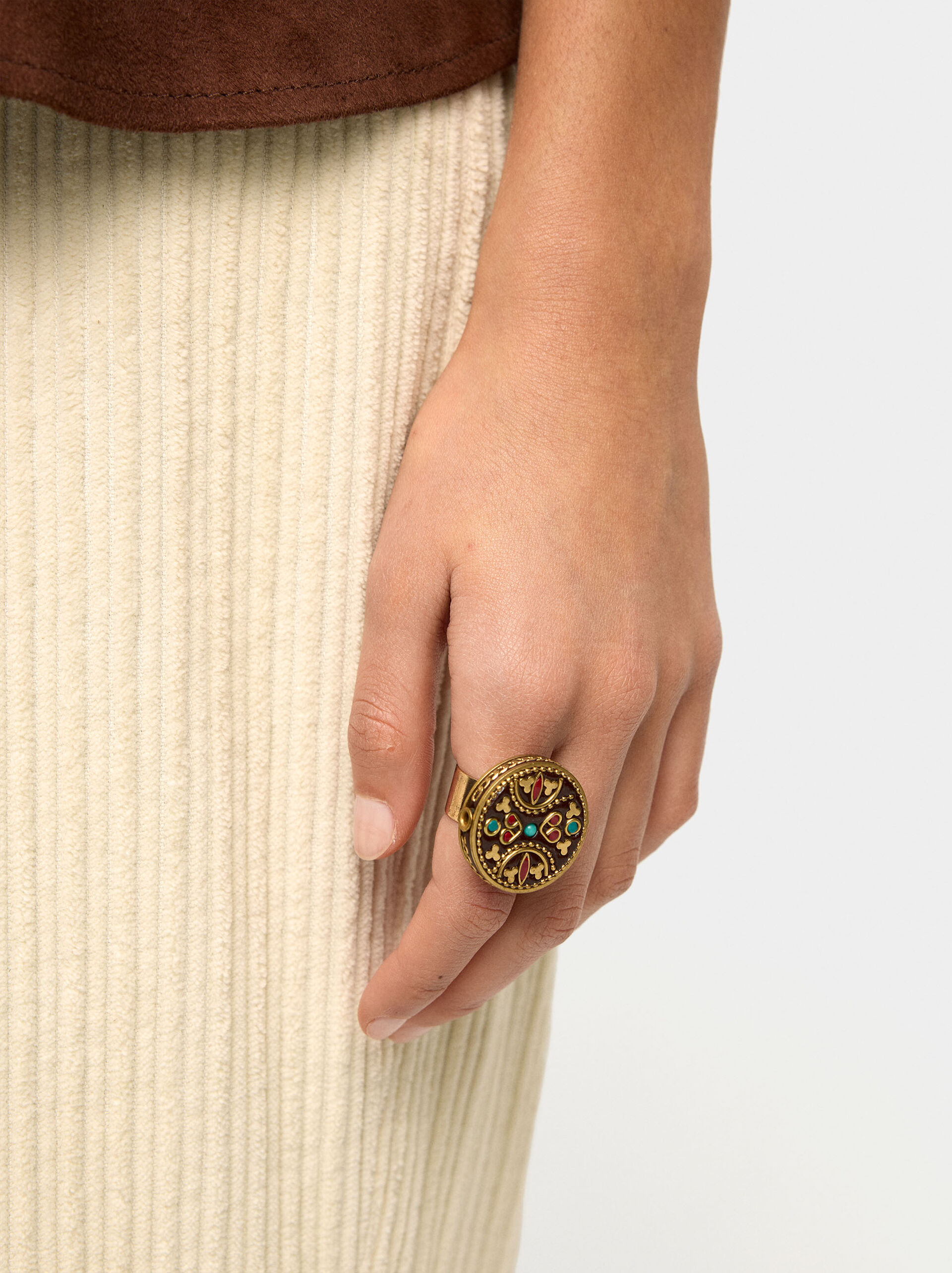 Round ethnic ring image number 1.0