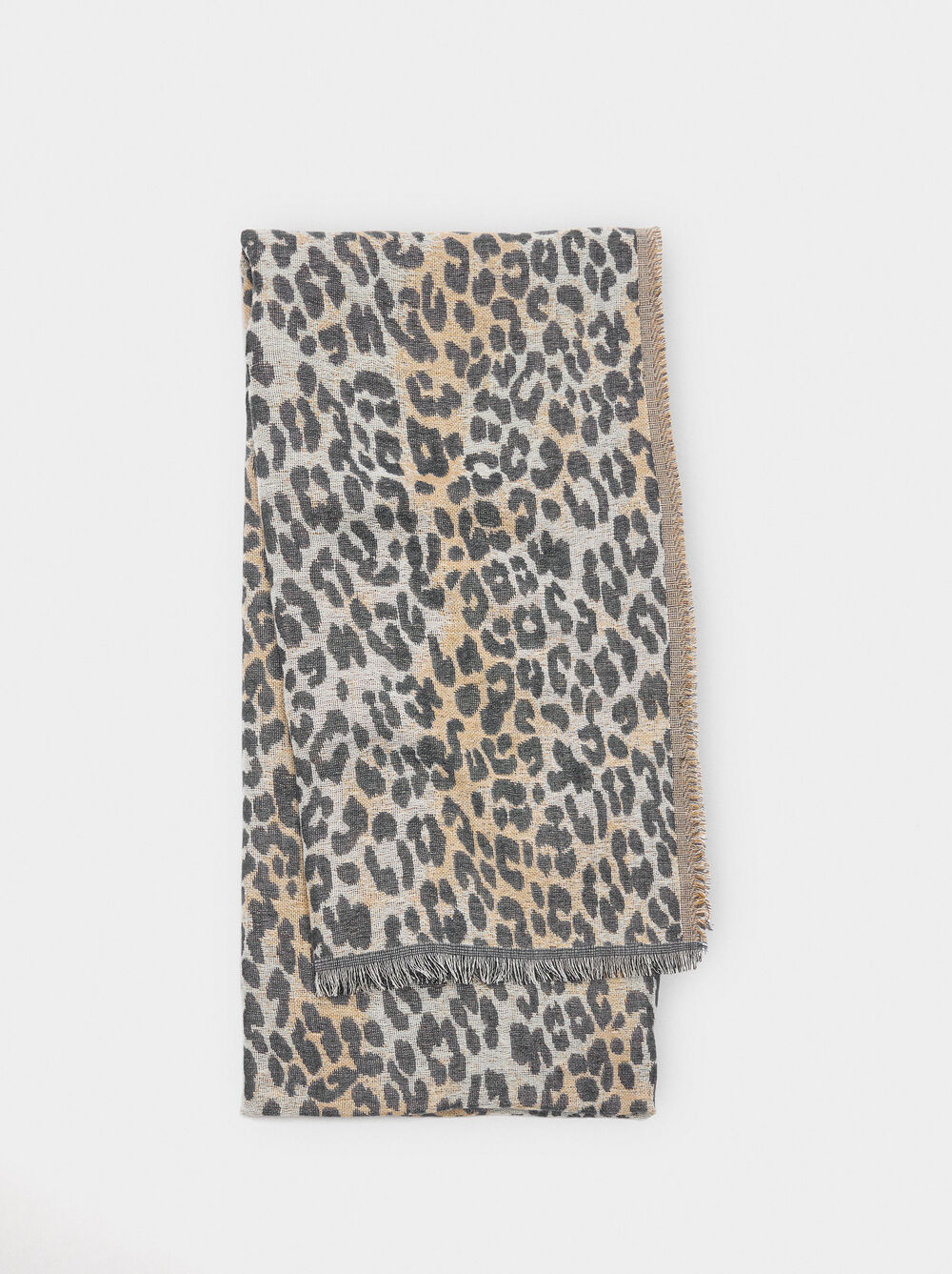 Scarf with animal printed