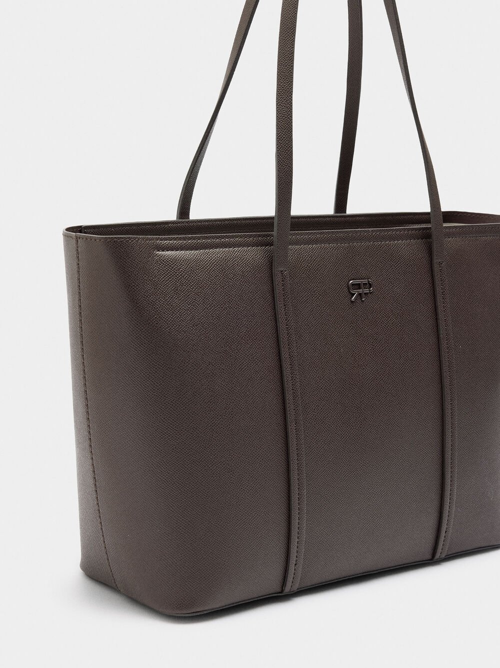 Shopper bag with zipper