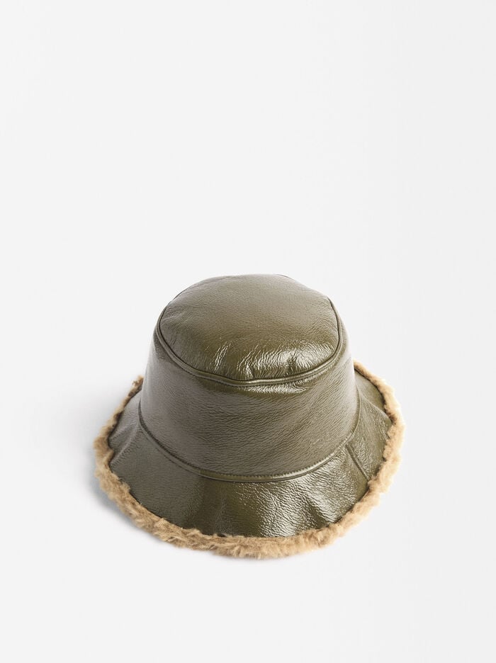 Waterproof patent bucket hat