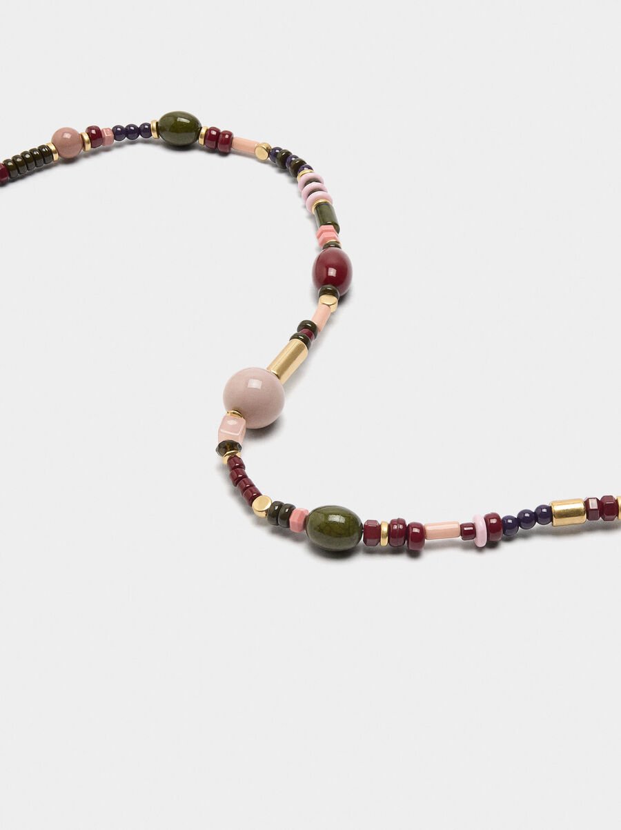 Short necklace with beads stone effect