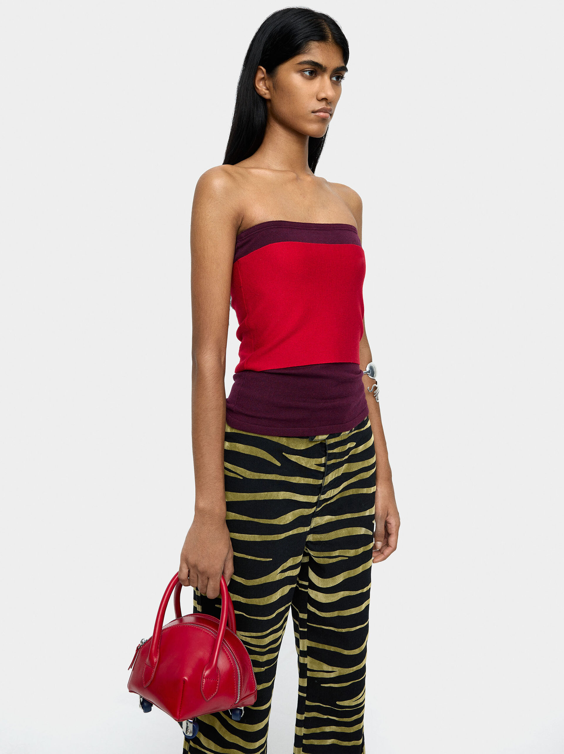 Handbag with wheels image number 1.0