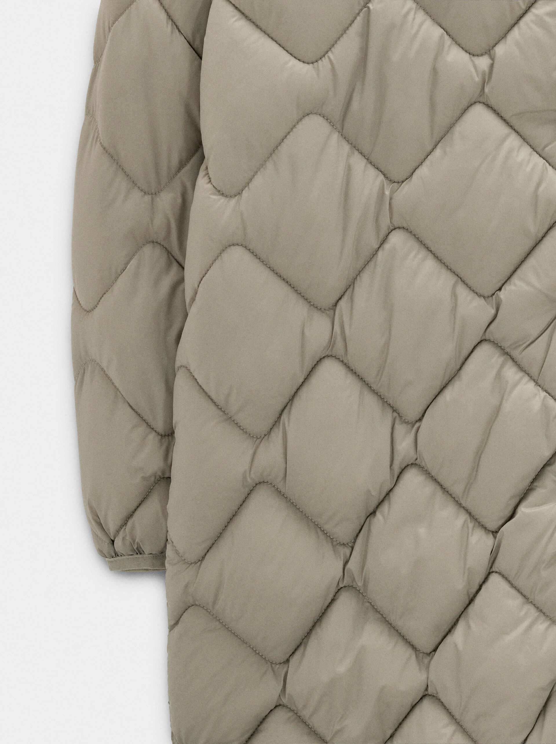 Manteau long matelassé image number 5.0