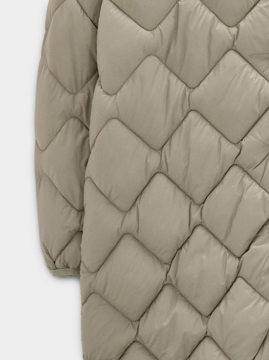 Abrigo largo acolchado