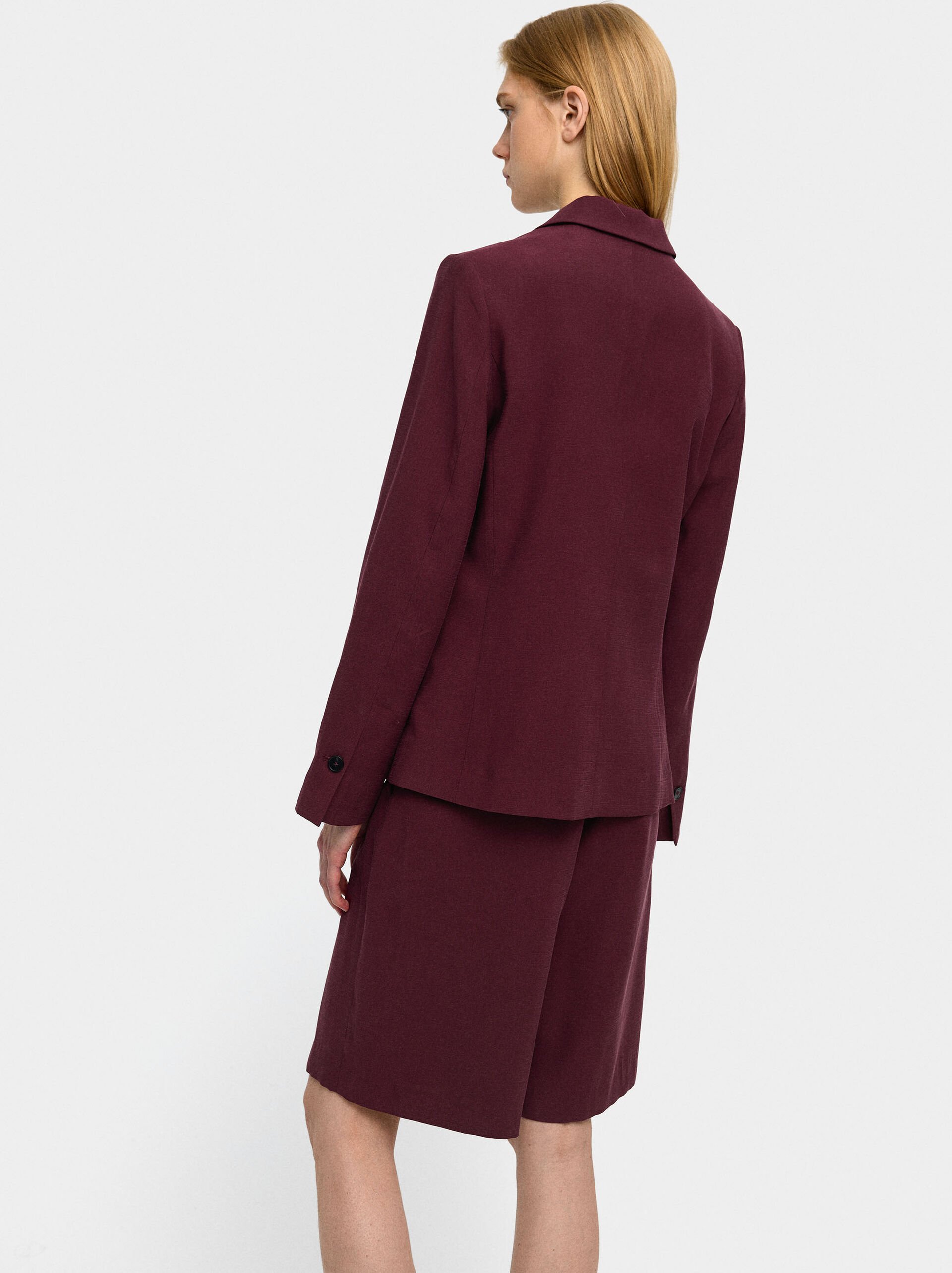 Pleated bermudas image number 2.0