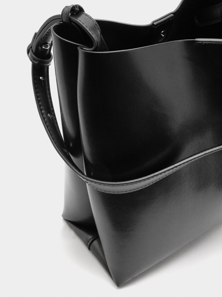 Bolso de hombro liso