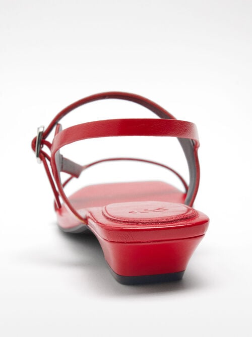 Heeled sandals with thin straps