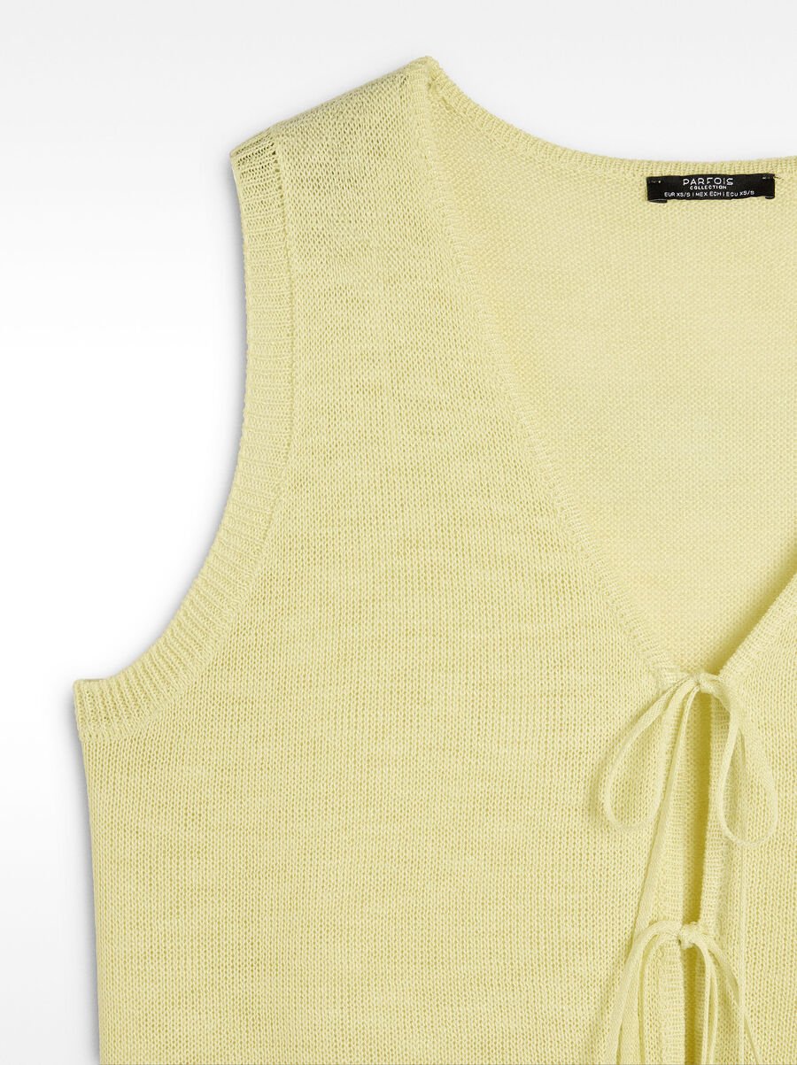 Knit vest