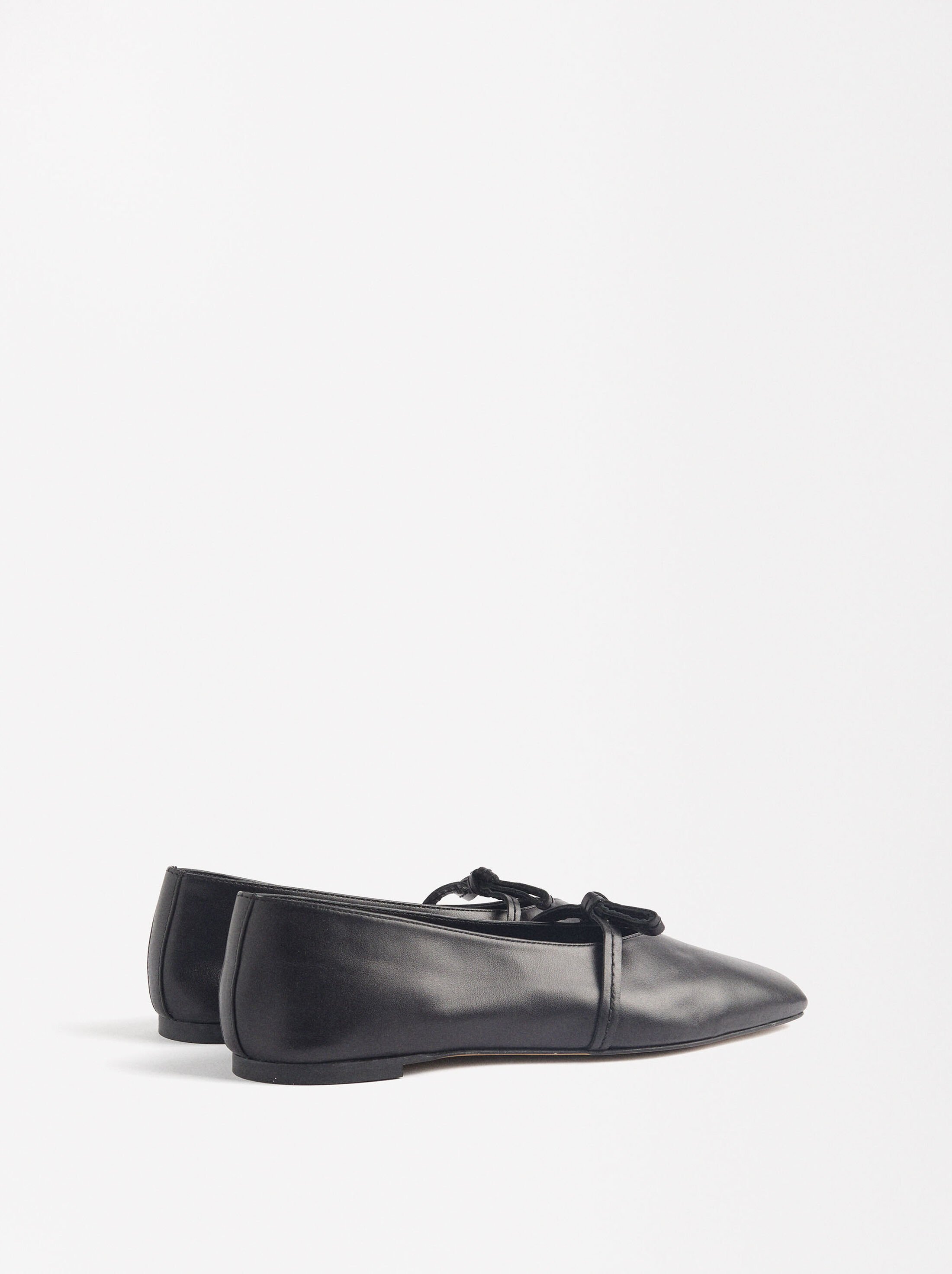 Leather ballet flats with bow image number 5.0
