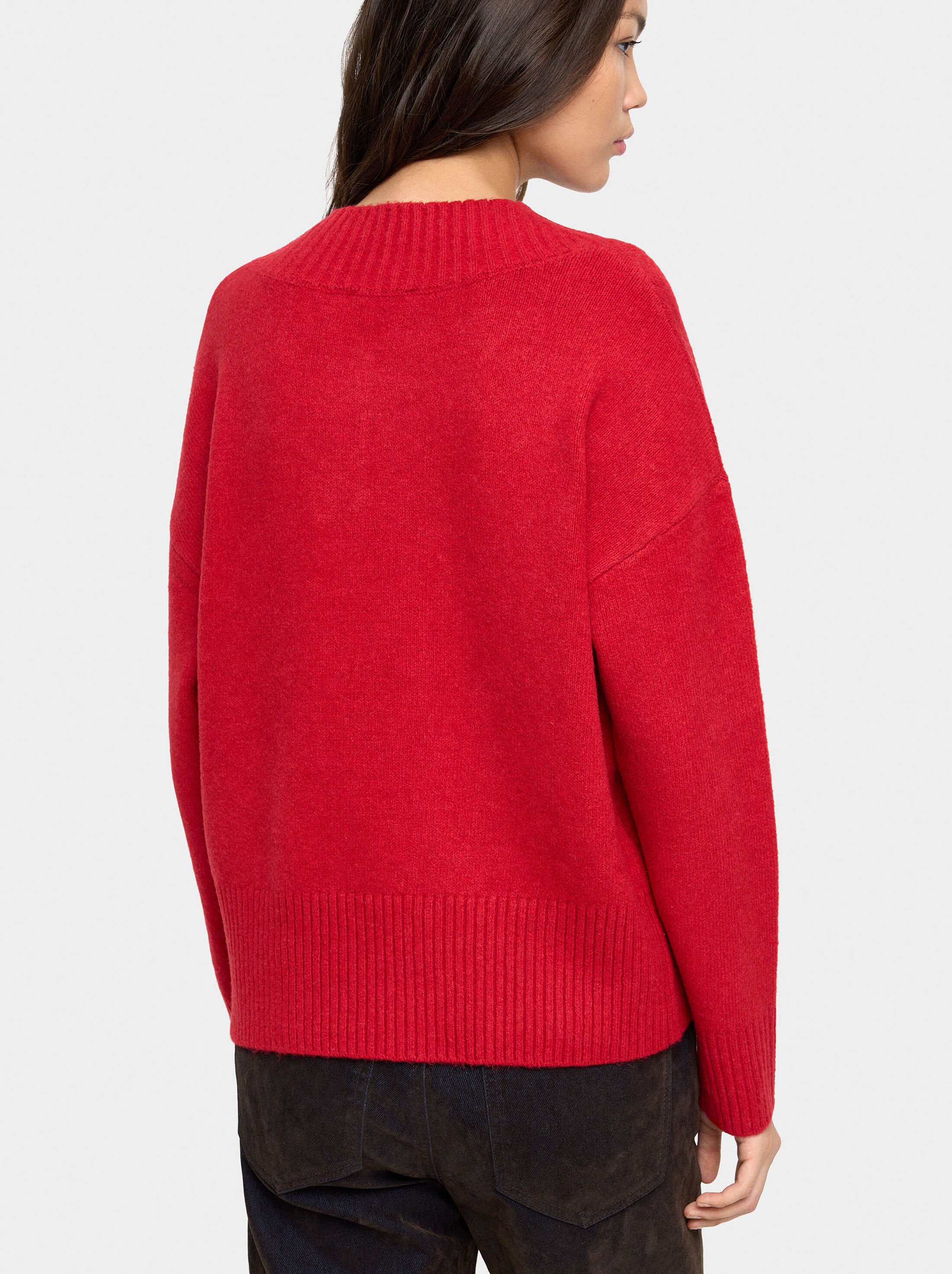 Jersey de punto escote en V image number 3.0