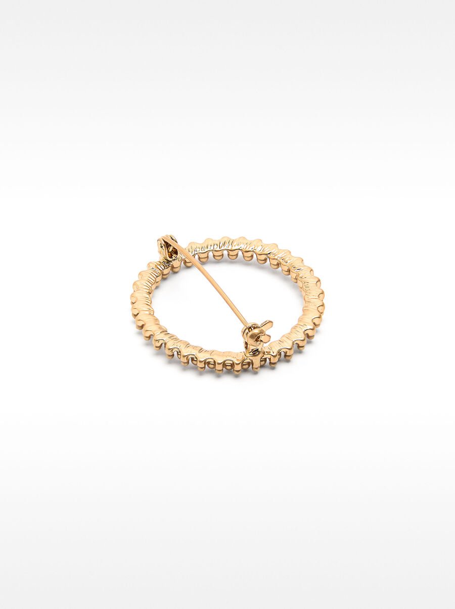 Pin ring