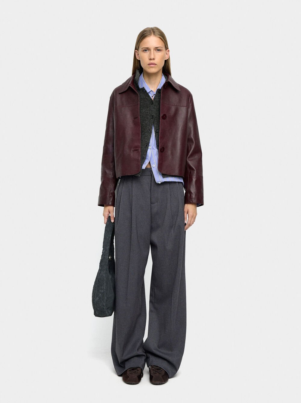 Chaqueta de piel con pespuntes