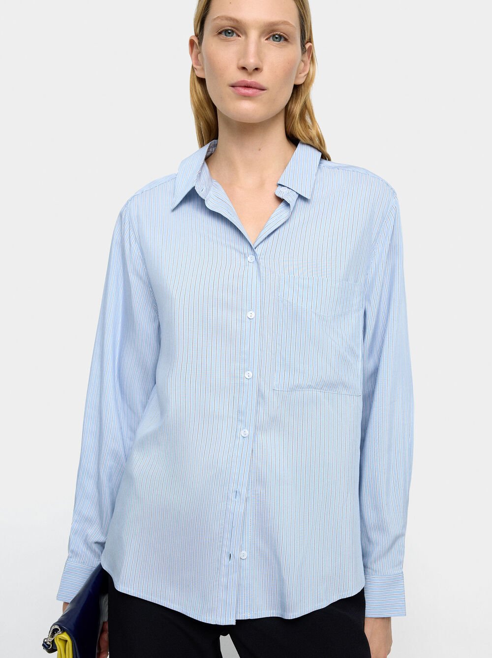 Shirt with pinstripe