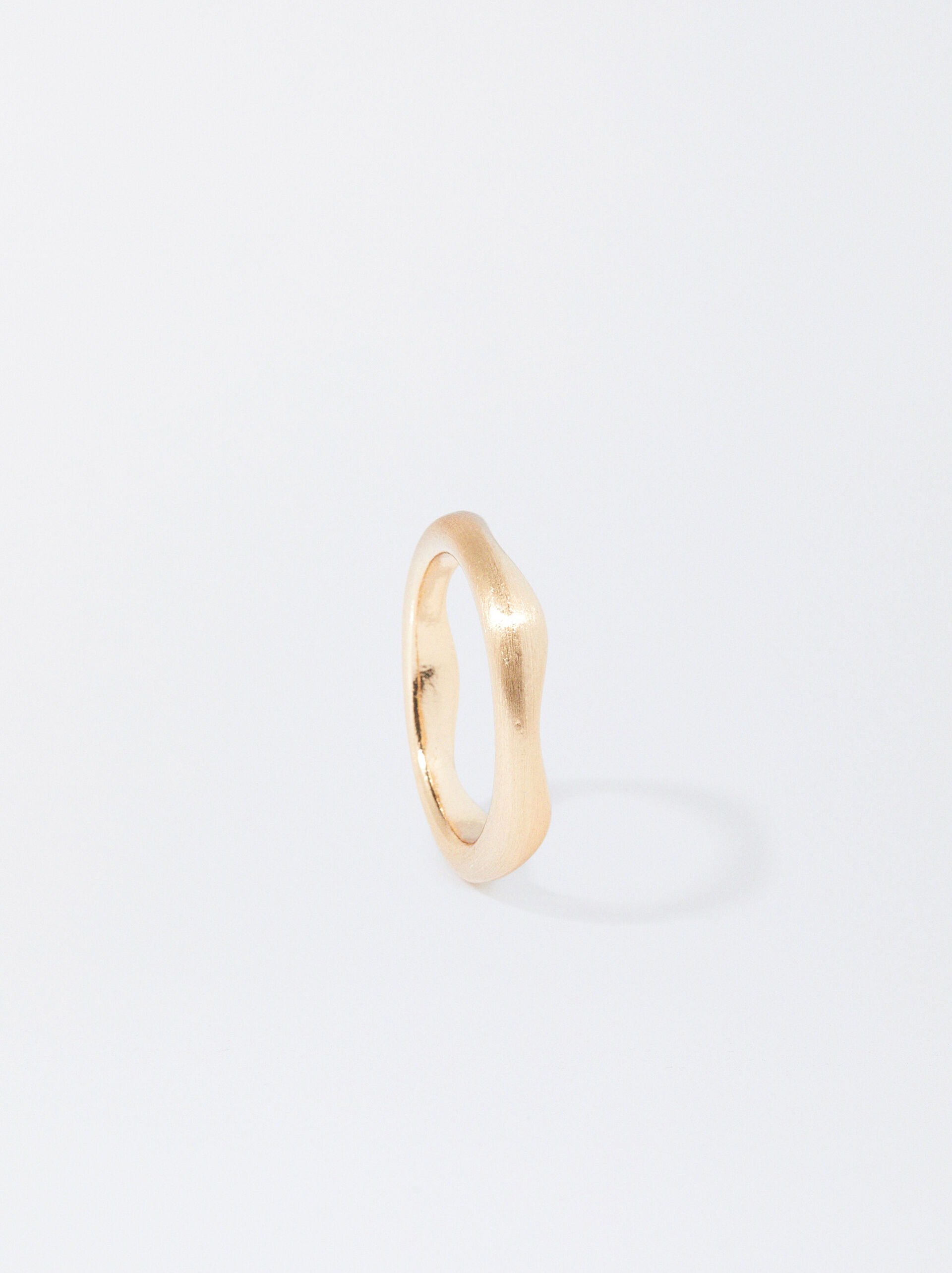 Unregelmäßiger Goldener Ring image number 2.0