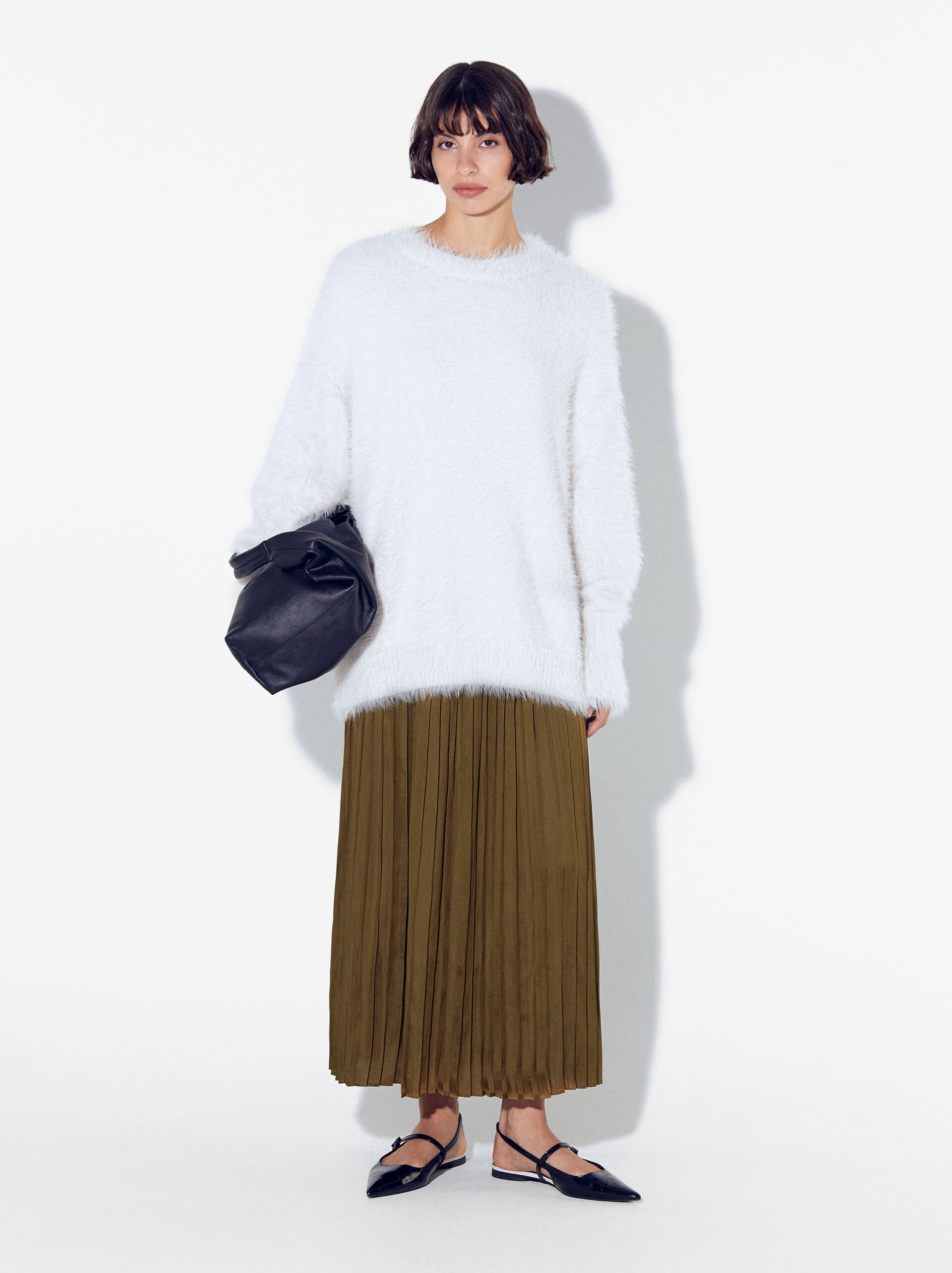 Long Pleated Skirt image number 1.0