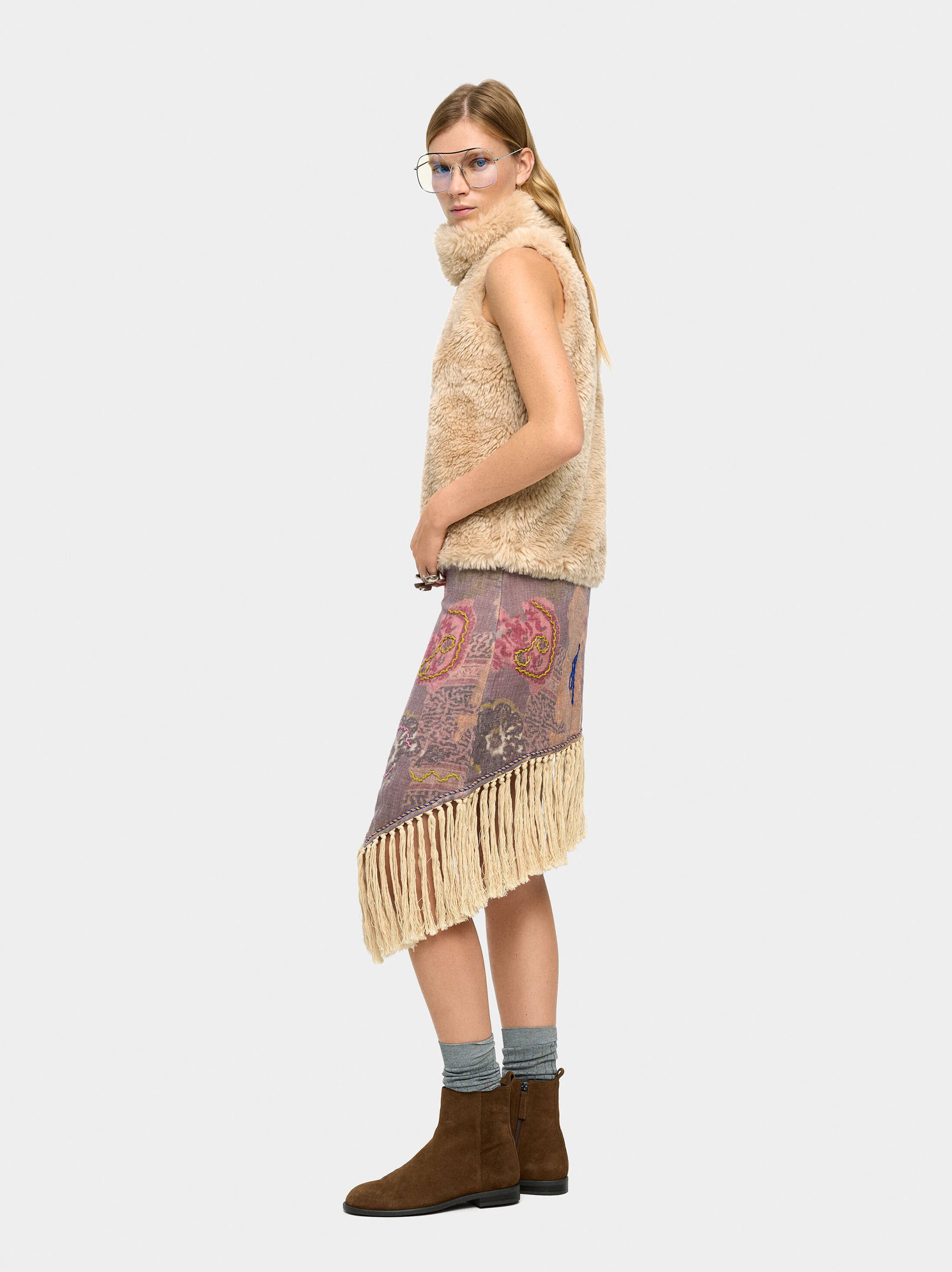 Wool skirt with fringes image number 3.0