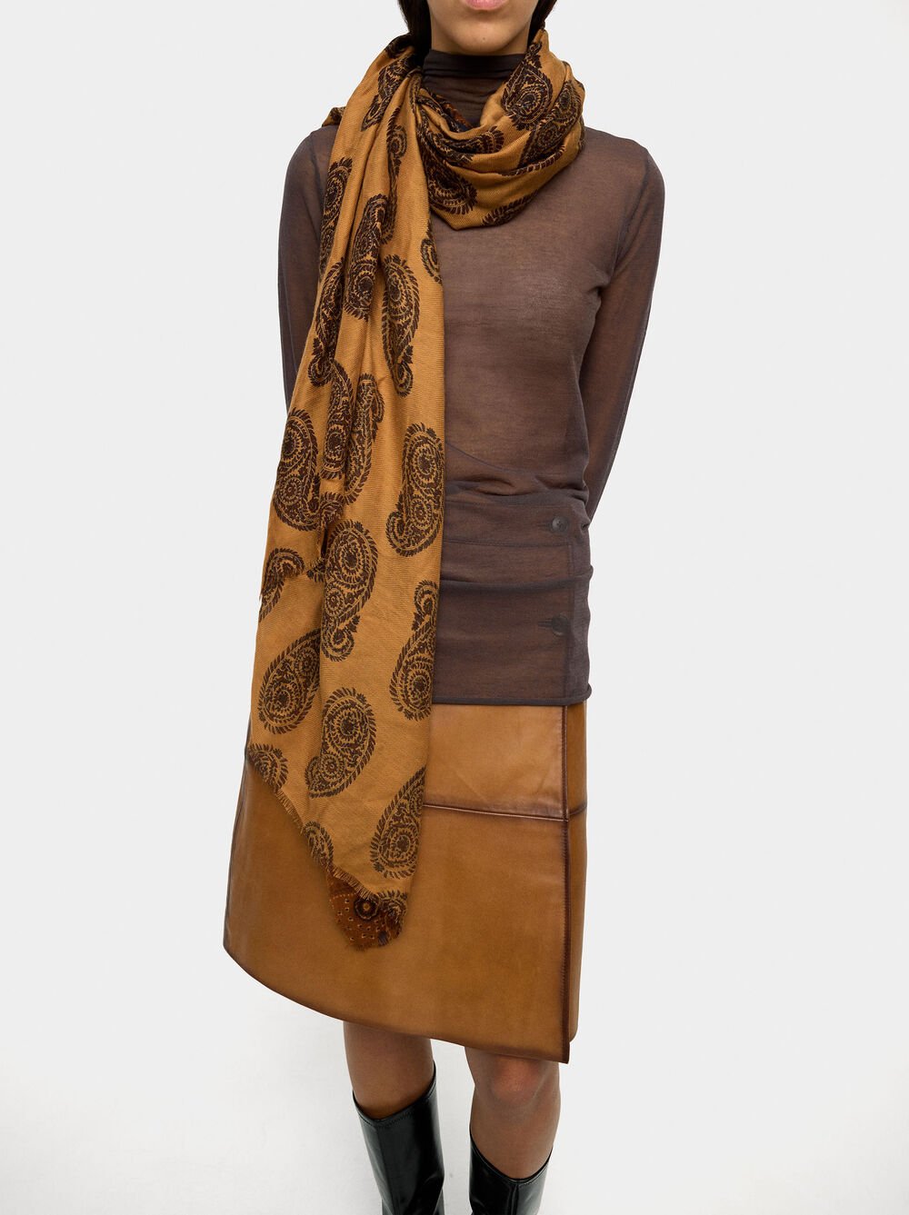 Printed scarf with wool blend