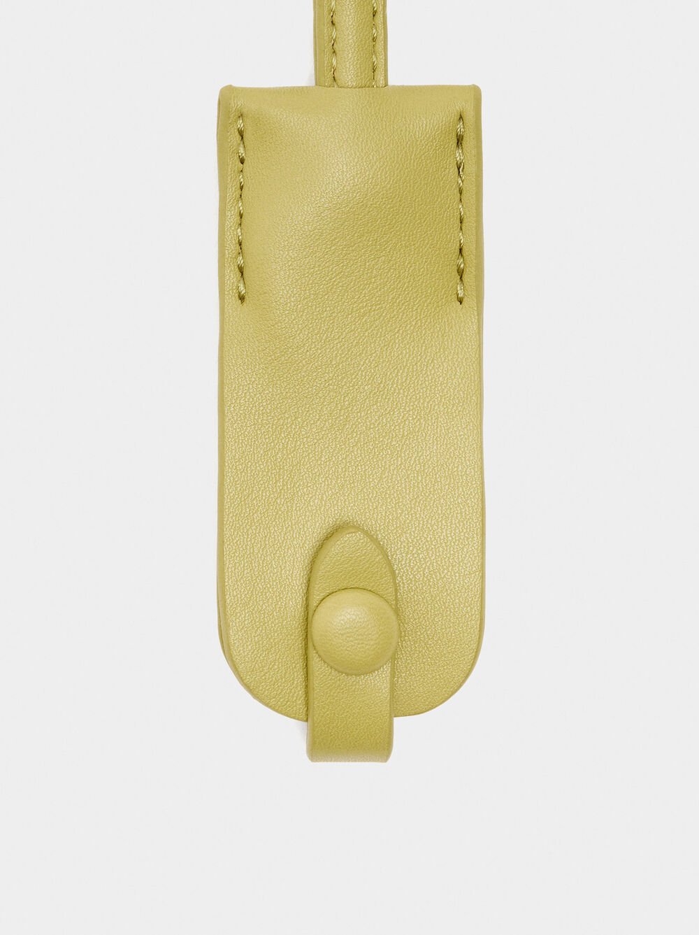 Bolso shoper con colgante