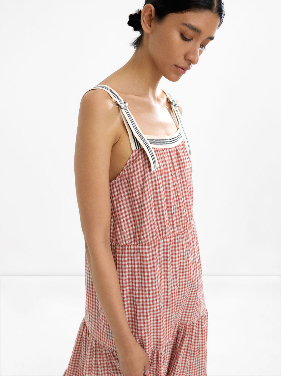 Long dress with ruffles