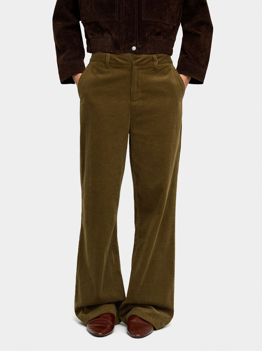Corduroy trousers with 100% cotton