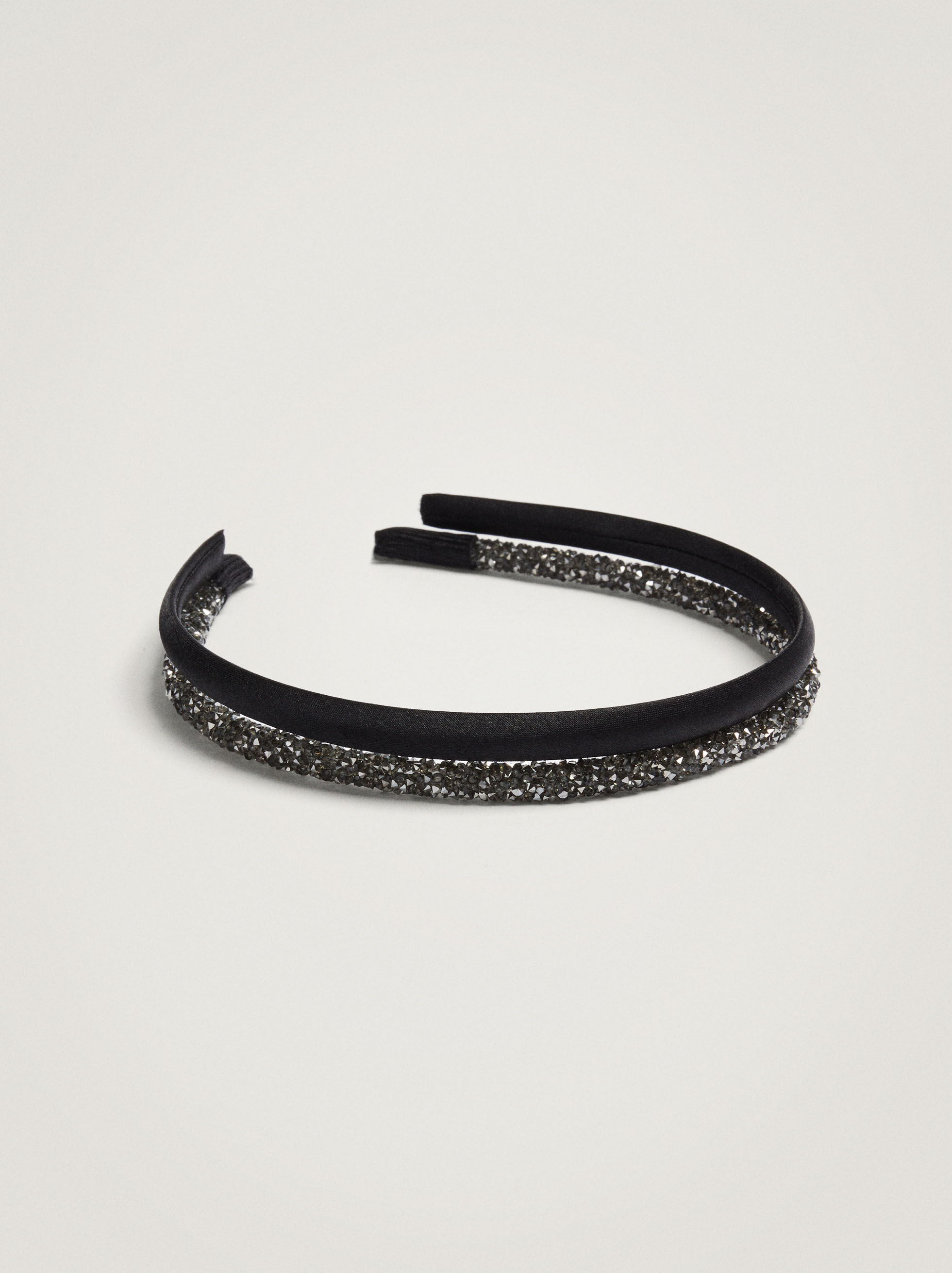 Headband sets top