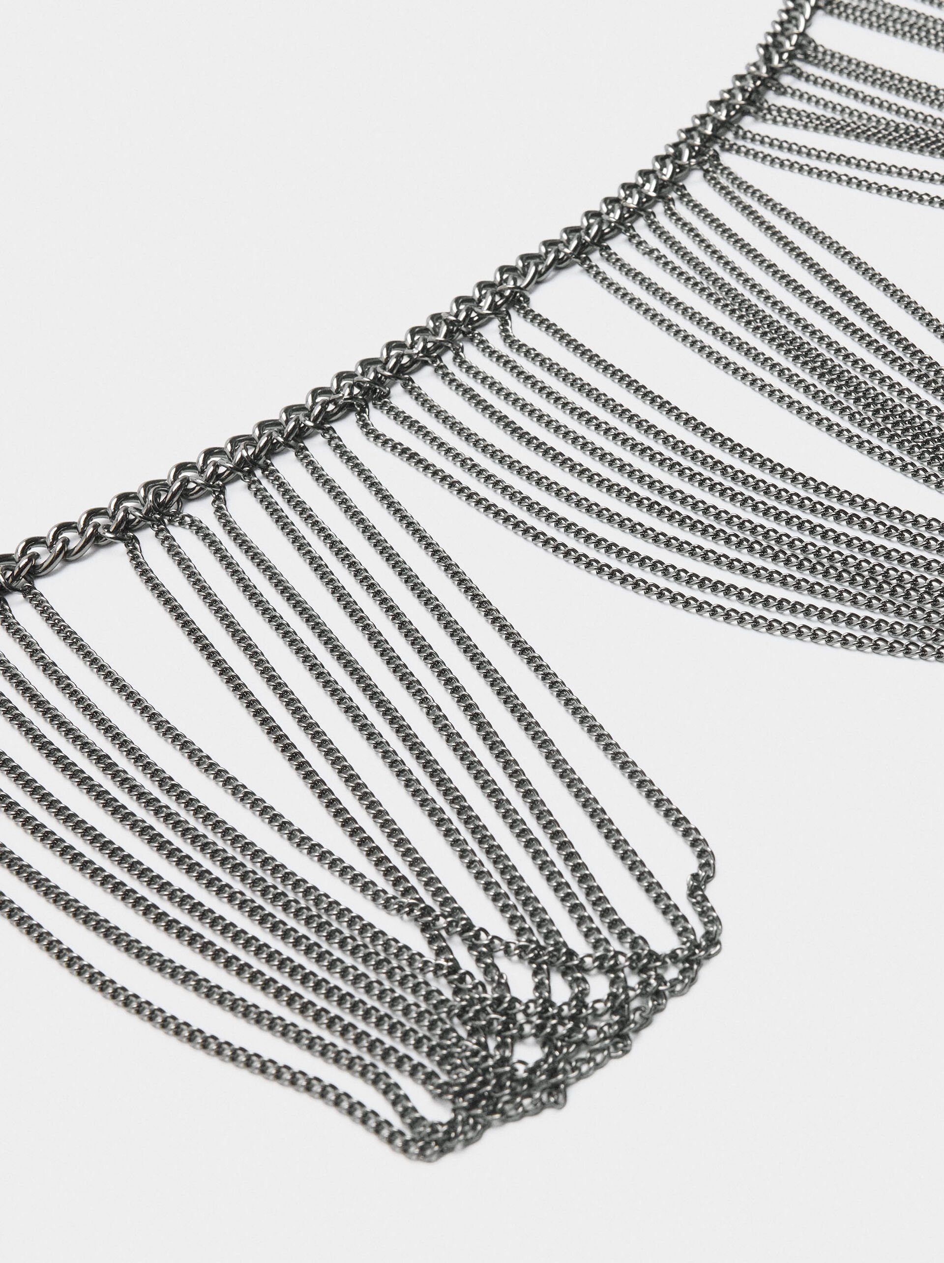 Chain belt with metallic fringes image number 2.0