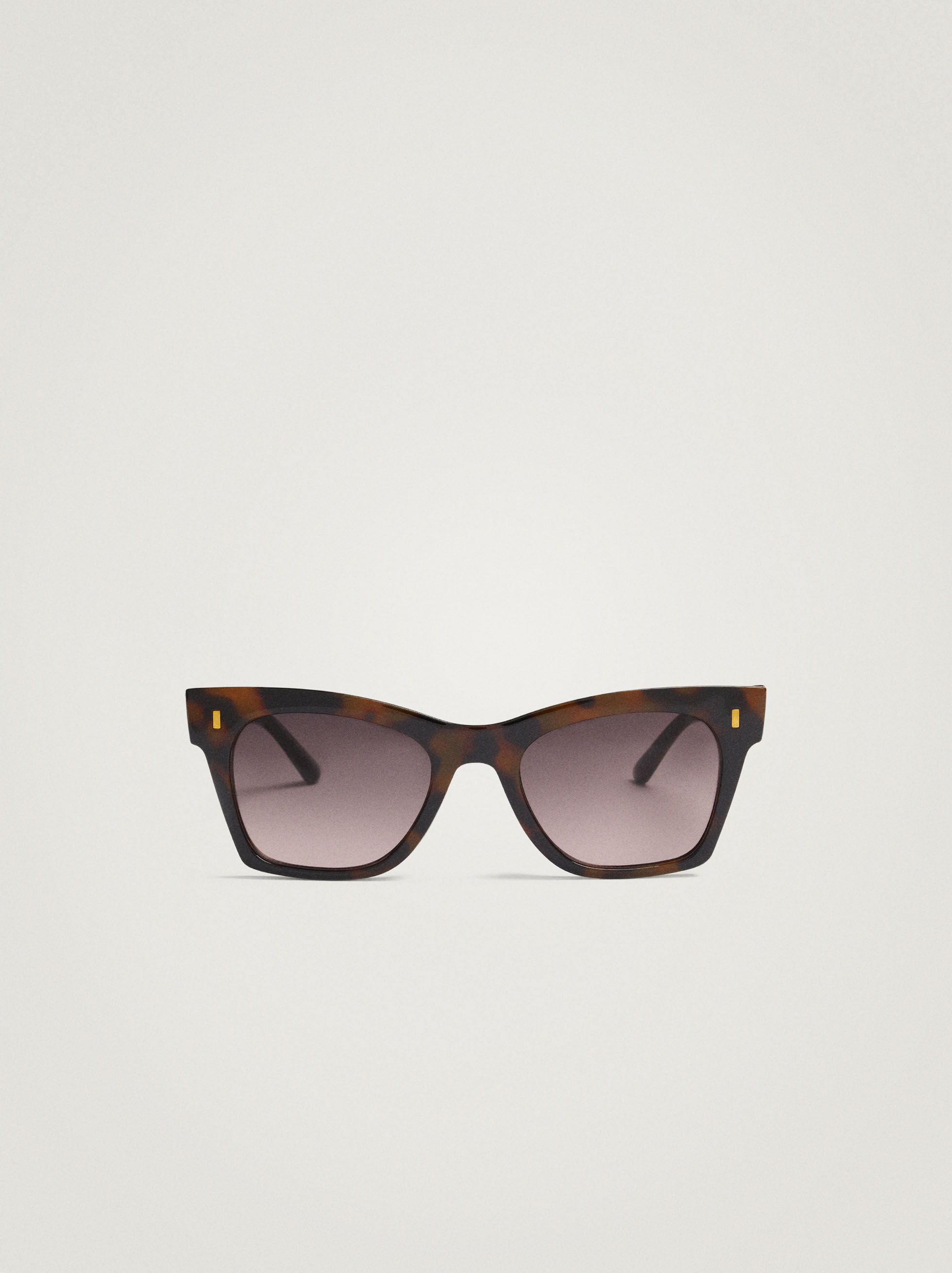 Eye and sunglasses clearance